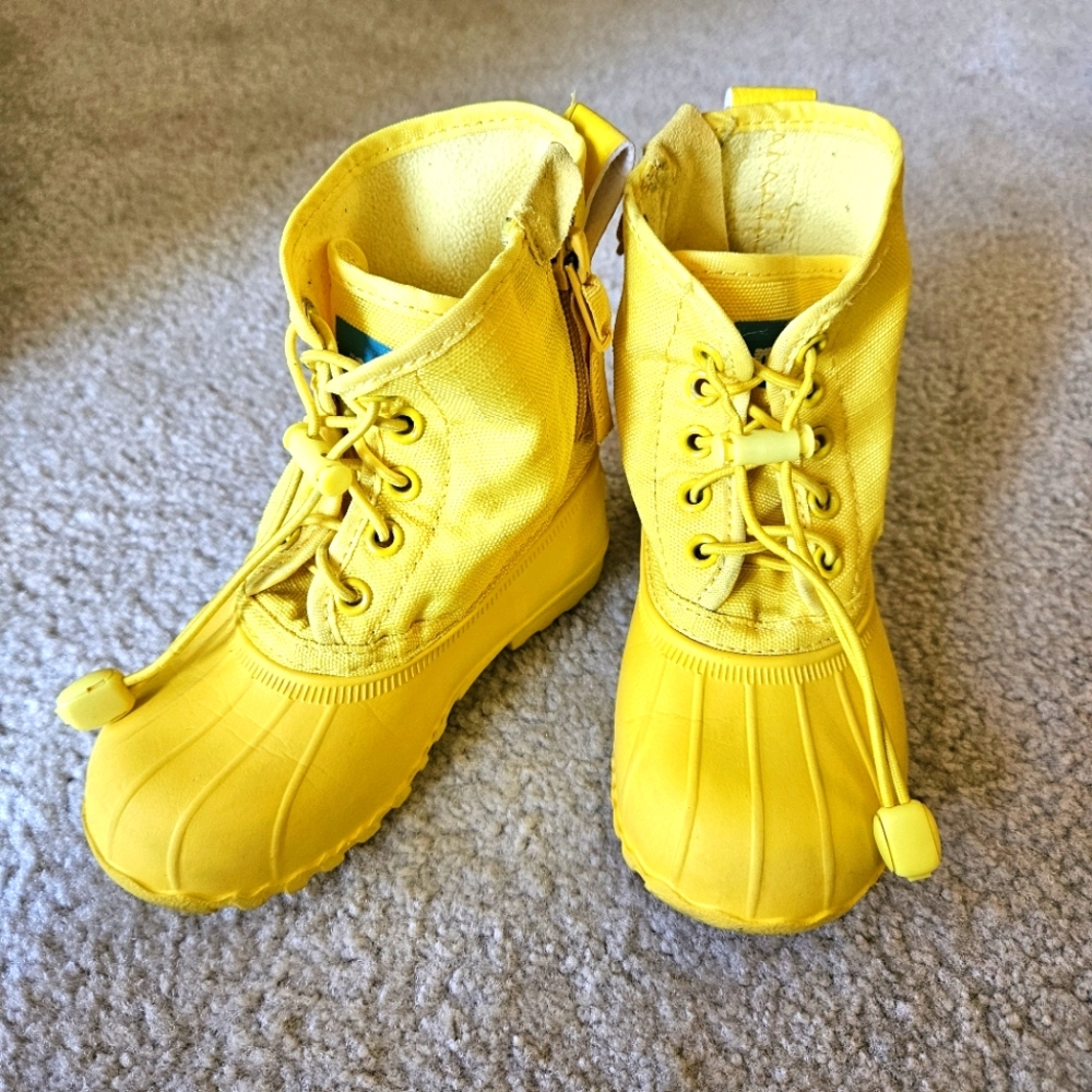 Native Toddler Boots Size C8